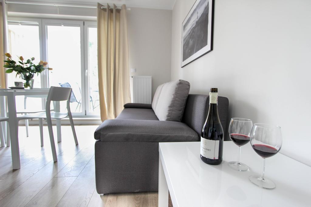Rezydencja Apartamenty Ostrowski ウストロニエ・モルスキエ エクステリア 写真