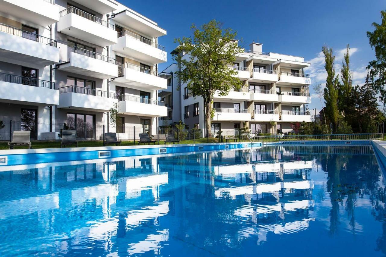 Rezydencja Apartamenty Ostrowski ウストロニエ・モルスキエ エクステリア 写真